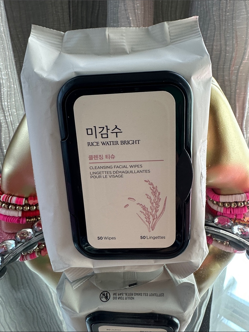 Cleansing Facial Wipes - White